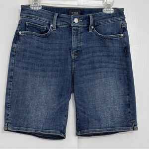 NYDJ Blue Jean Shorts with Classic Style Women size 4
